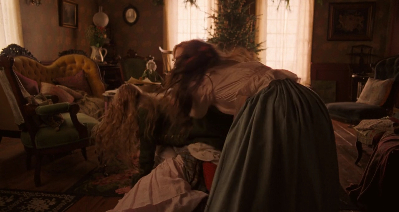 EmmaWatsonFan-dot-nl_LittleWoman1617.jpg