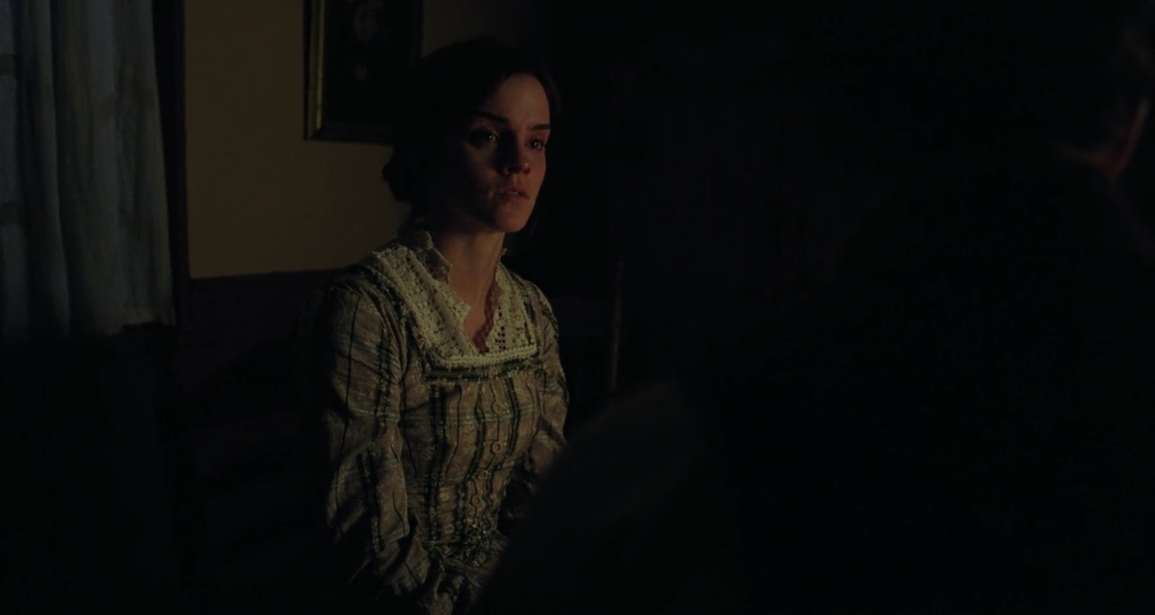 EmmaWatsonFan-dot-nl_LittleWoman3728.jpg