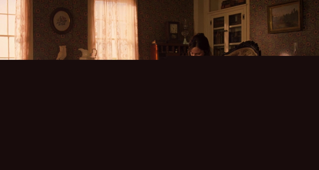 EmmaWatsonFan-dot-nl_LittleWoman5569.jpg