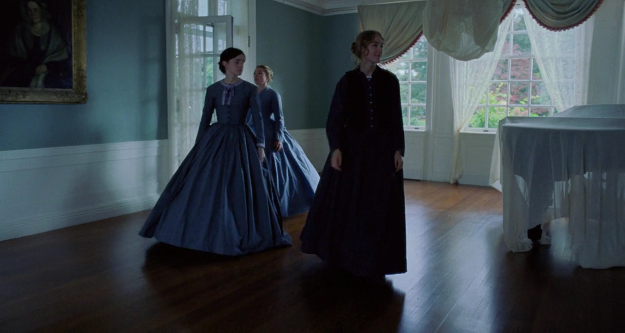 EmmaWatsonFan-dot-nl_LittleWoman6870.jpg