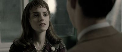 EmmaWatsonFan-dot-nl_MyWeekWithMarilyn3242.jpg