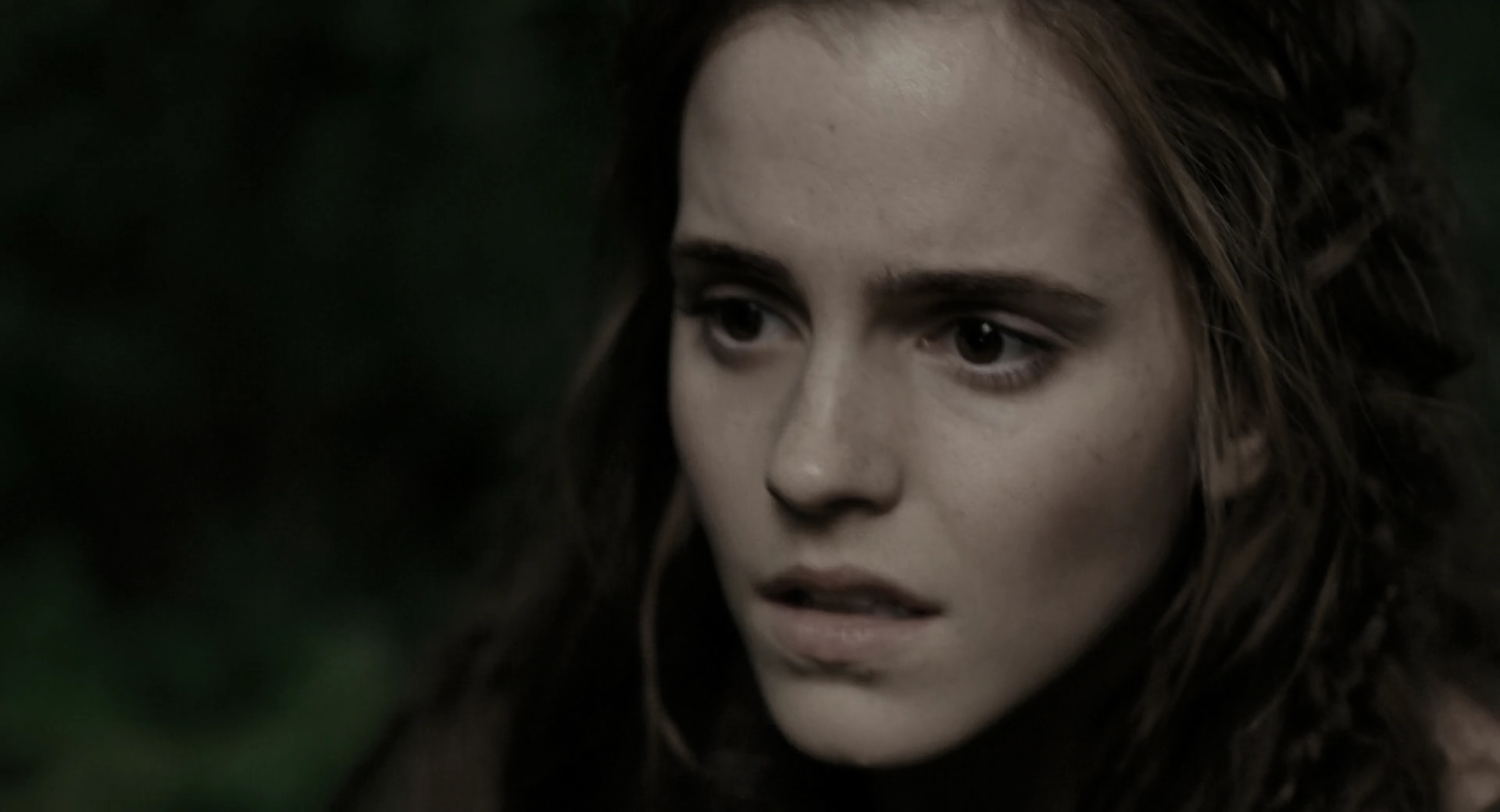 EmmaWatsonFan-dot-nl_Noah1904.jpg