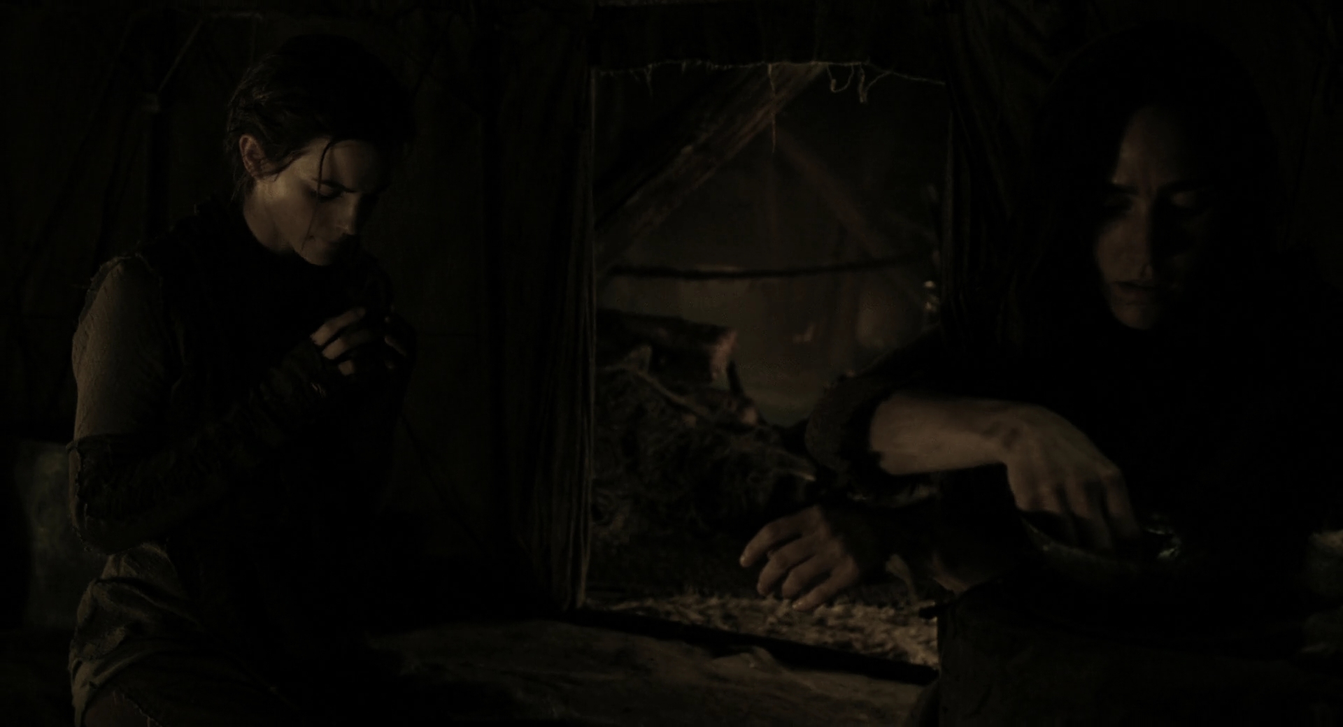EmmaWatsonFan-dot-nl_Noah3413.jpg