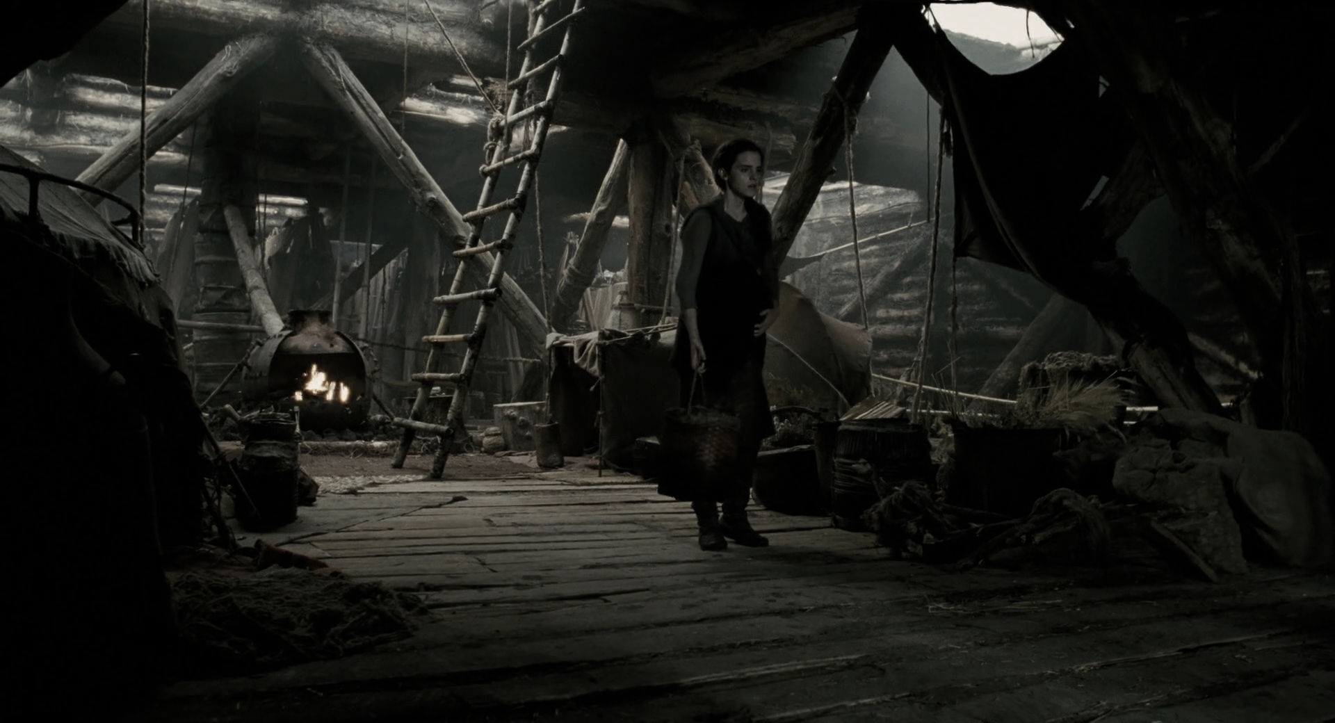 EmmaWatsonFan-dot-nl_Noah3780.jpg