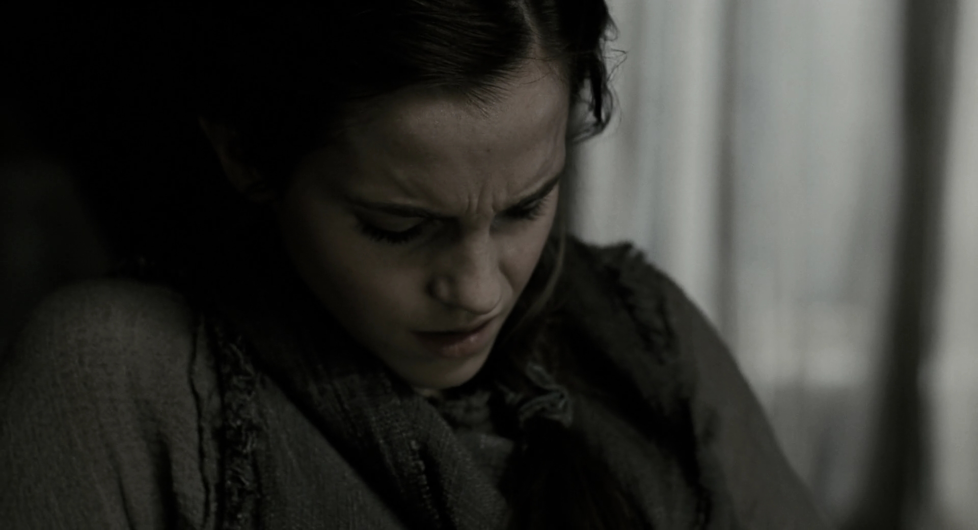 EmmaWatsonFan-dot-nl_Noah3789.jpg