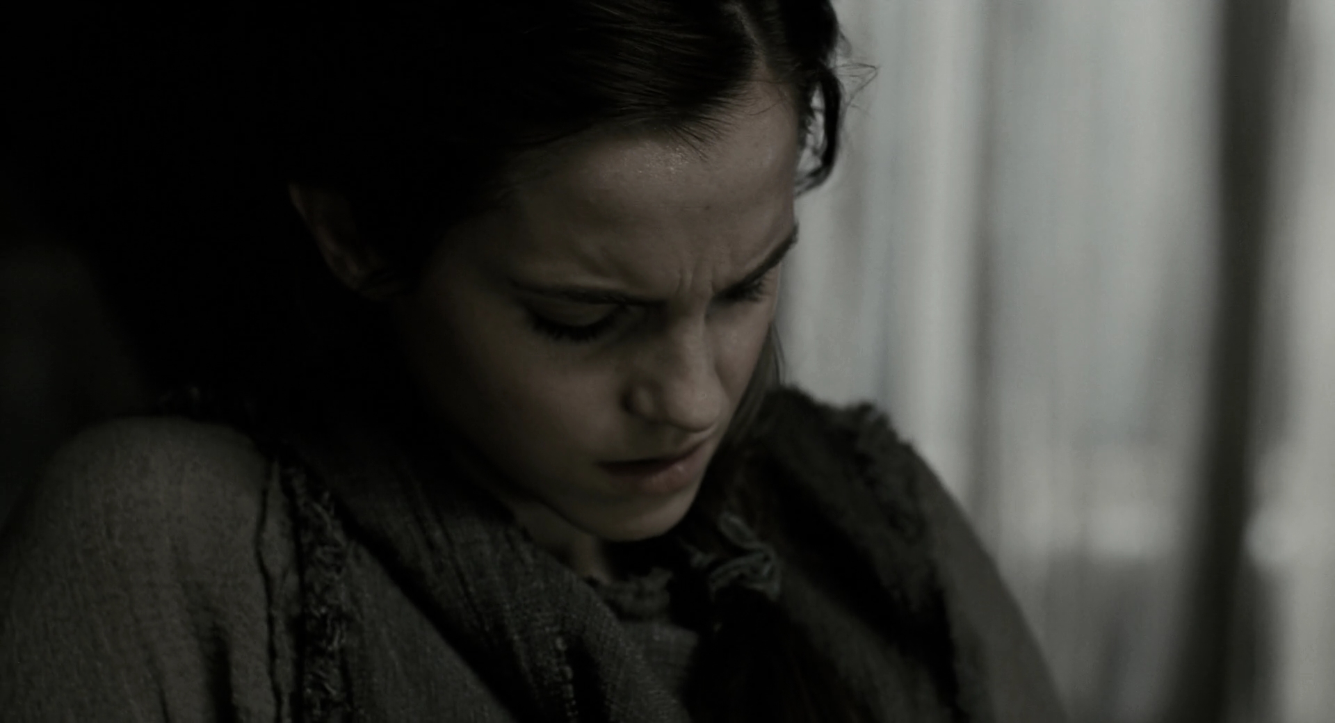 EmmaWatsonFan-dot-nl_Noah3790.jpg