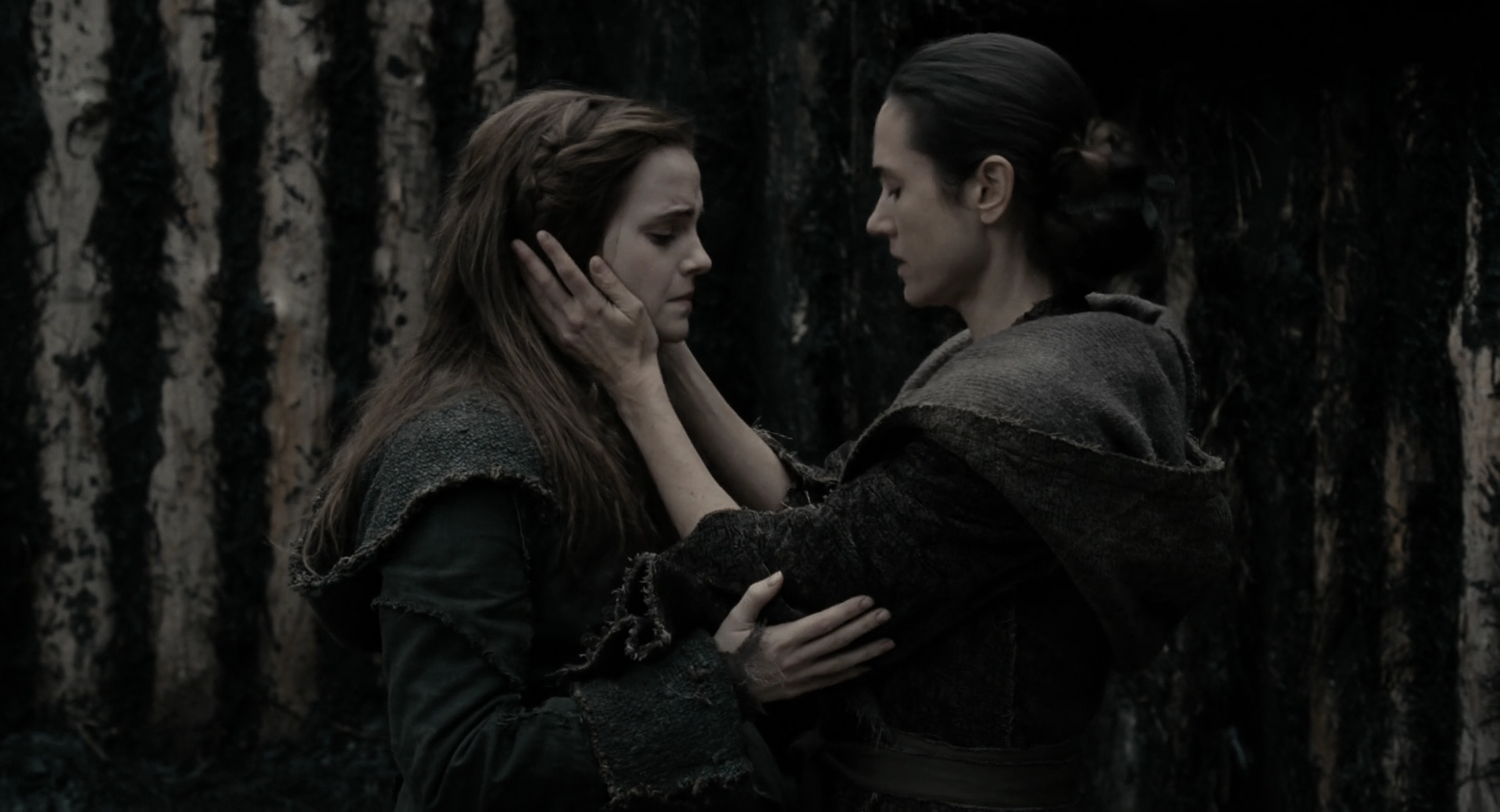 EmmaWatsonFan-dot-nl_Noah4178.jpg