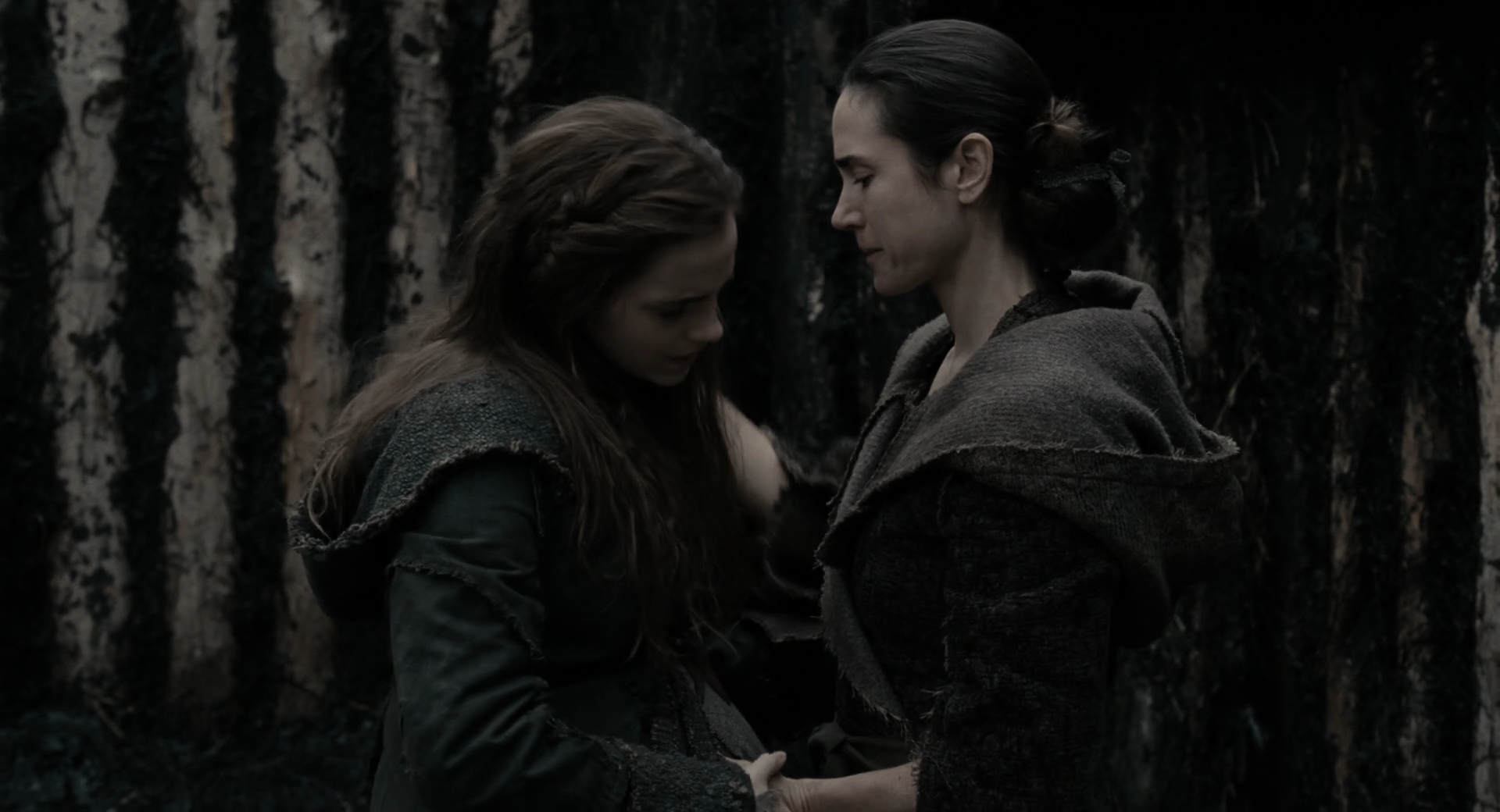 EmmaWatsonFan-dot-nl_Noah4181.jpg