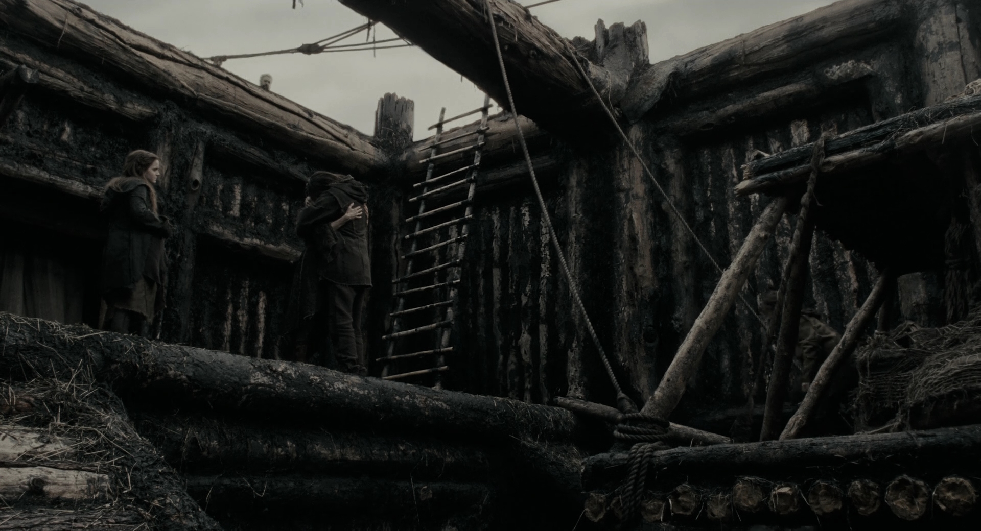 EmmaWatsonFan-dot-nl_Noah4204.jpg