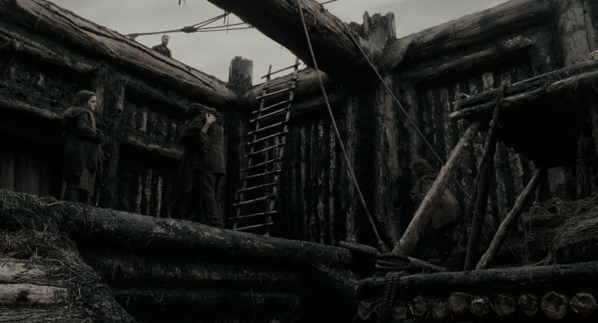EmmaWatsonFan-dot-nl_Noah4205.jpg