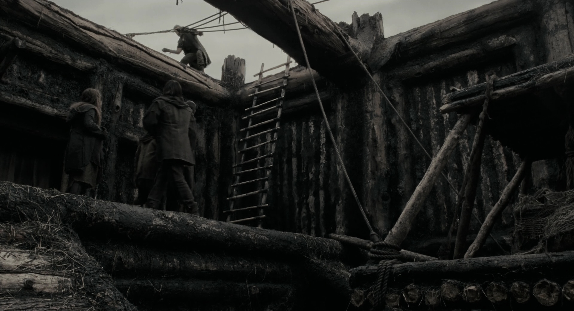 EmmaWatsonFan-dot-nl_Noah4213.jpg