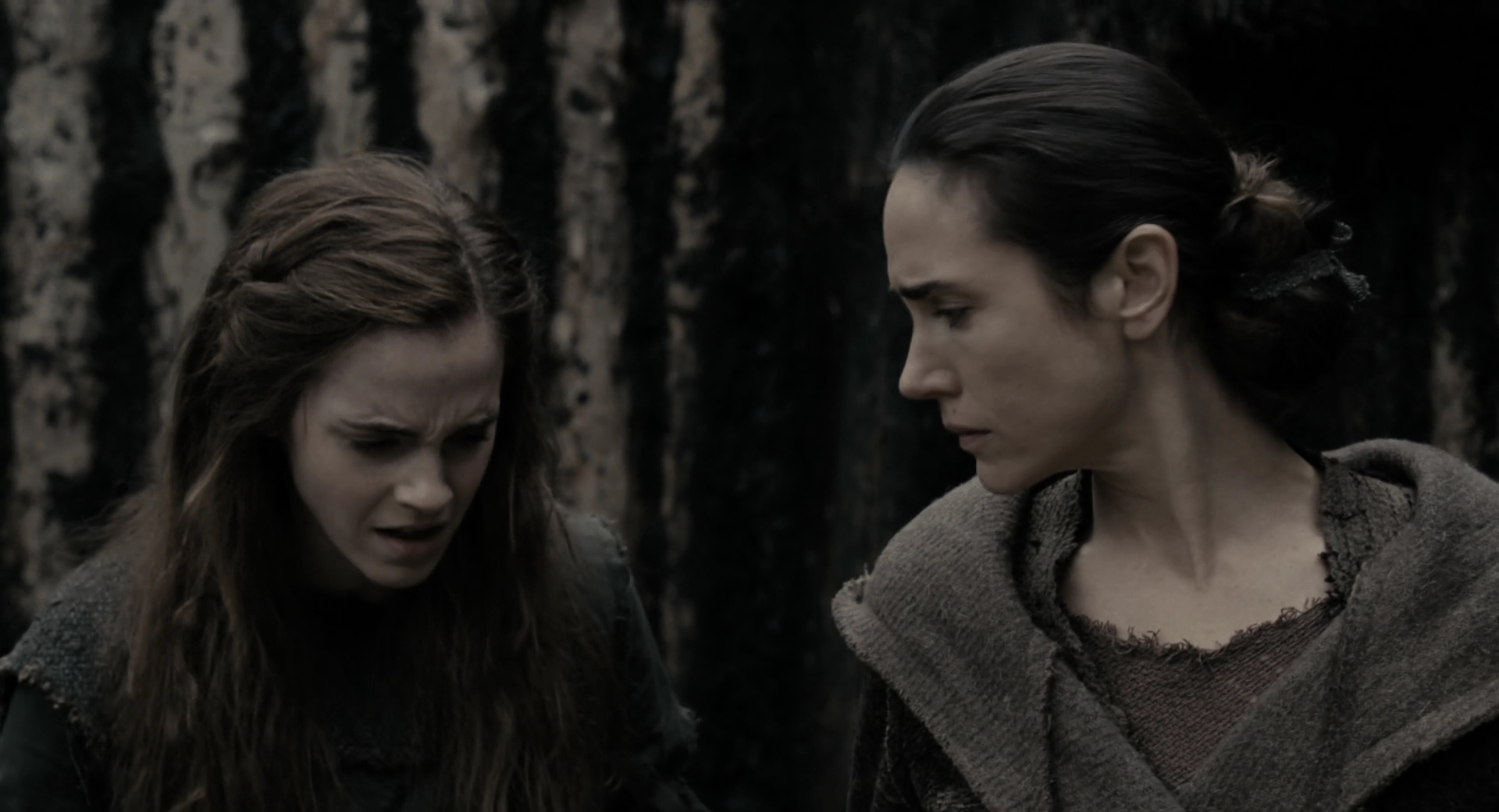 EmmaWatsonFan-dot-nl_Noah4237.jpg