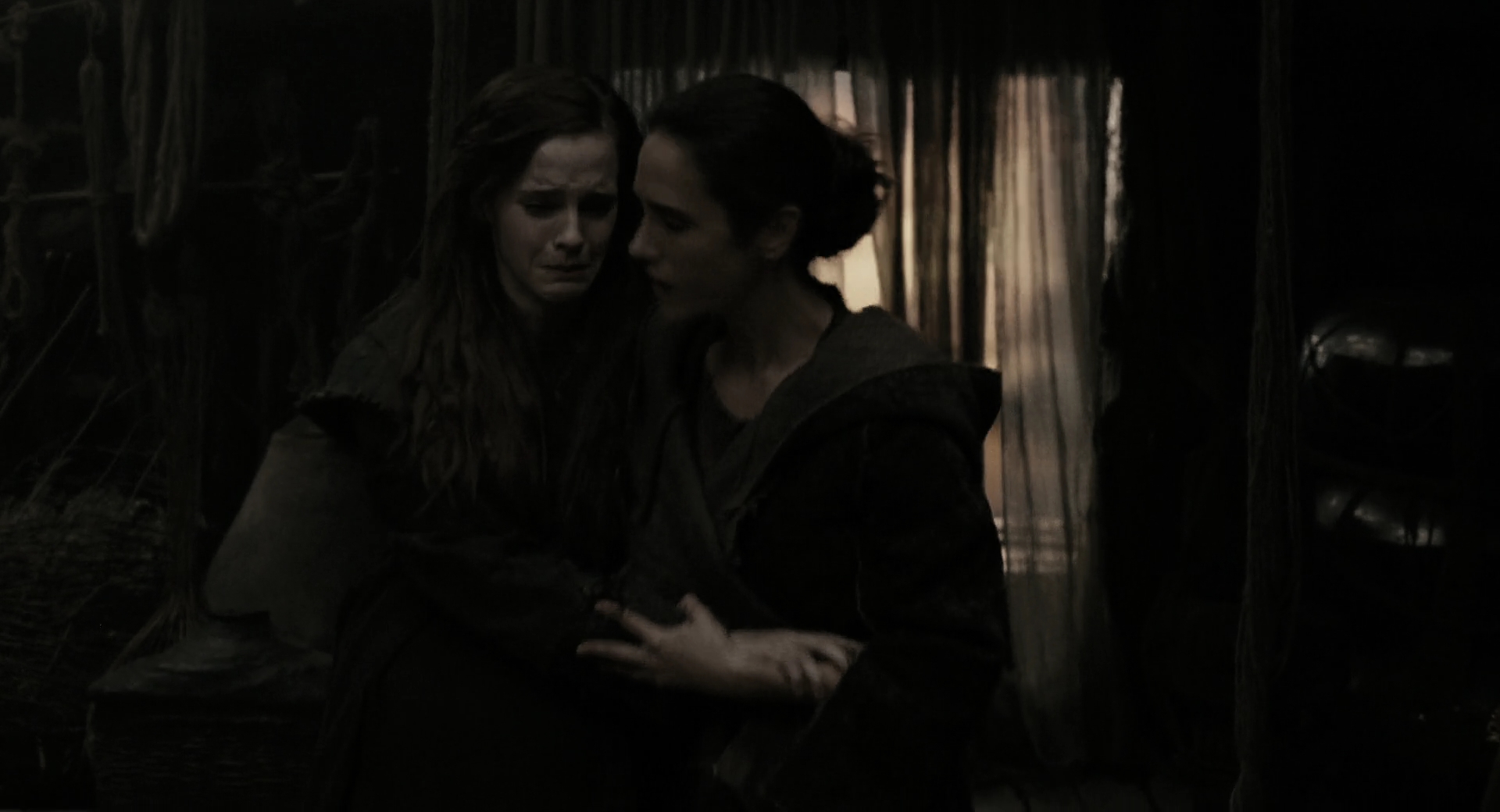 EmmaWatsonFan-dot-nl_Noah4256.jpg