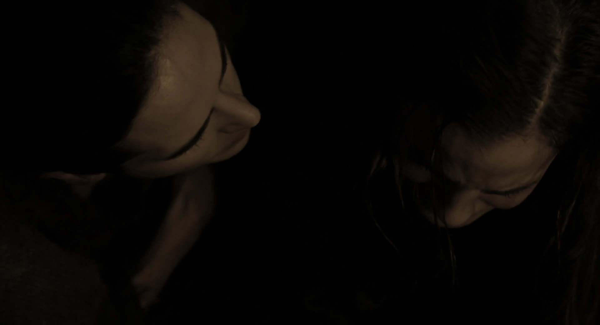 EmmaWatsonFan-dot-nl_Noah4280.jpg