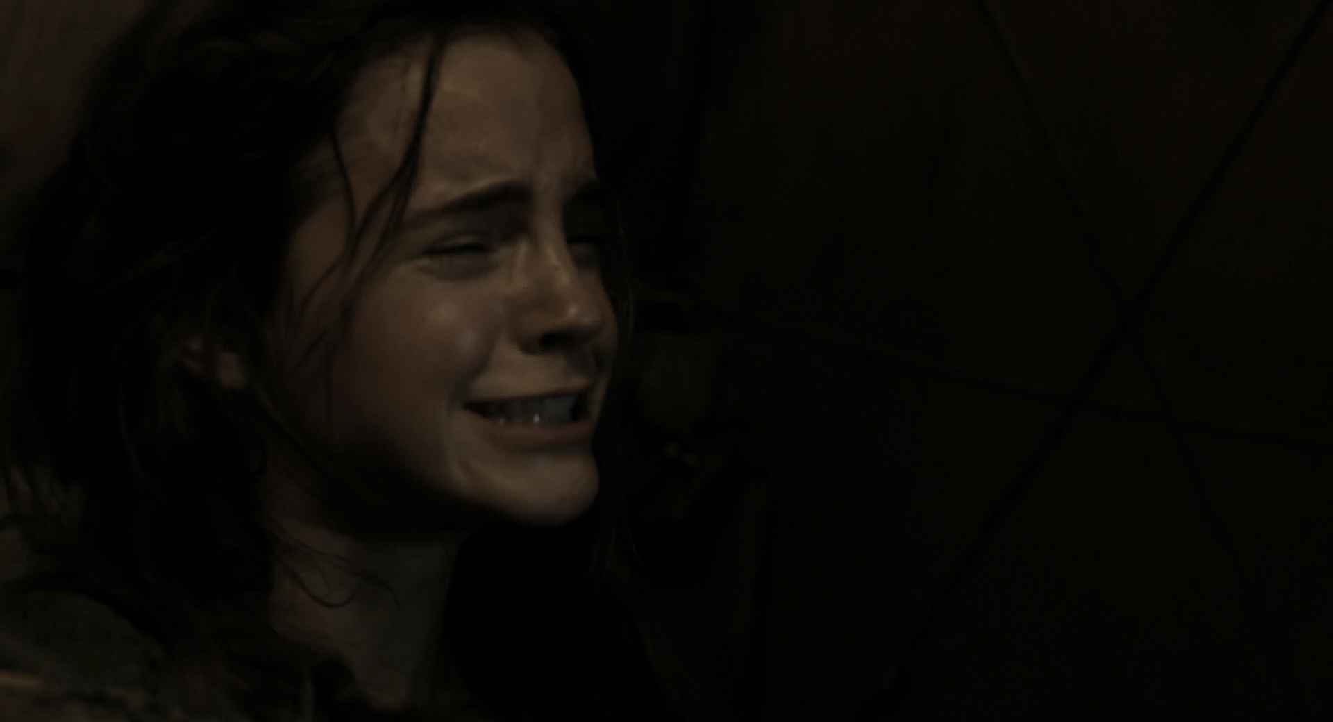 EmmaWatsonFan-dot-nl_Noah4501.jpg