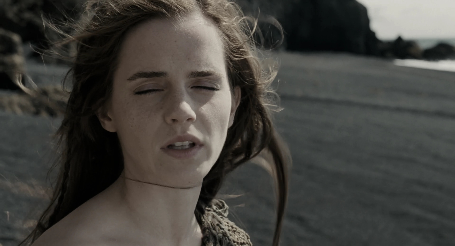 EmmaWatsonFan-dot-nl_Noah5211.jpg