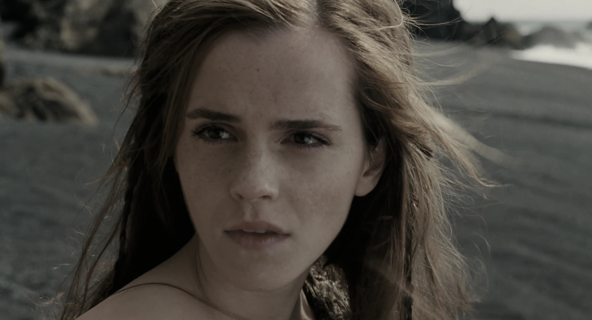 EmmaWatsonFan-dot-nl_Noah5275.jpg