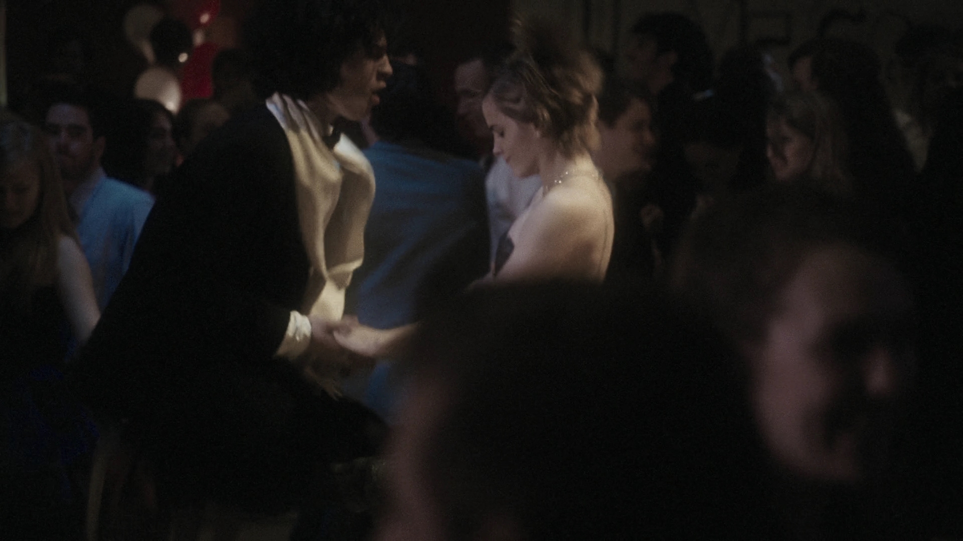 EmmaWatonFan-dot-nl_ThePerksOfBeingAWallflower1046.jpg