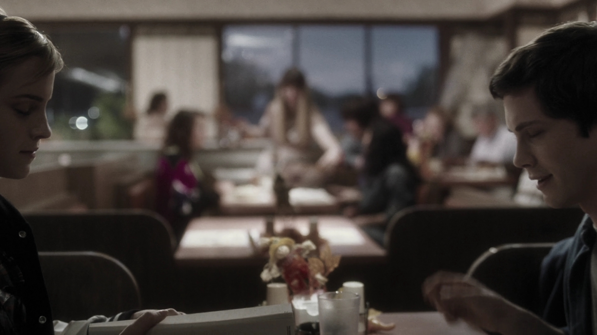 EmmaWatonFan-dot-nl_ThePerksOfBeingAWallflower2216.jpg EmmaWatonFan-dot-nl_ThePerksOfBeingAWallflower2216.jpg