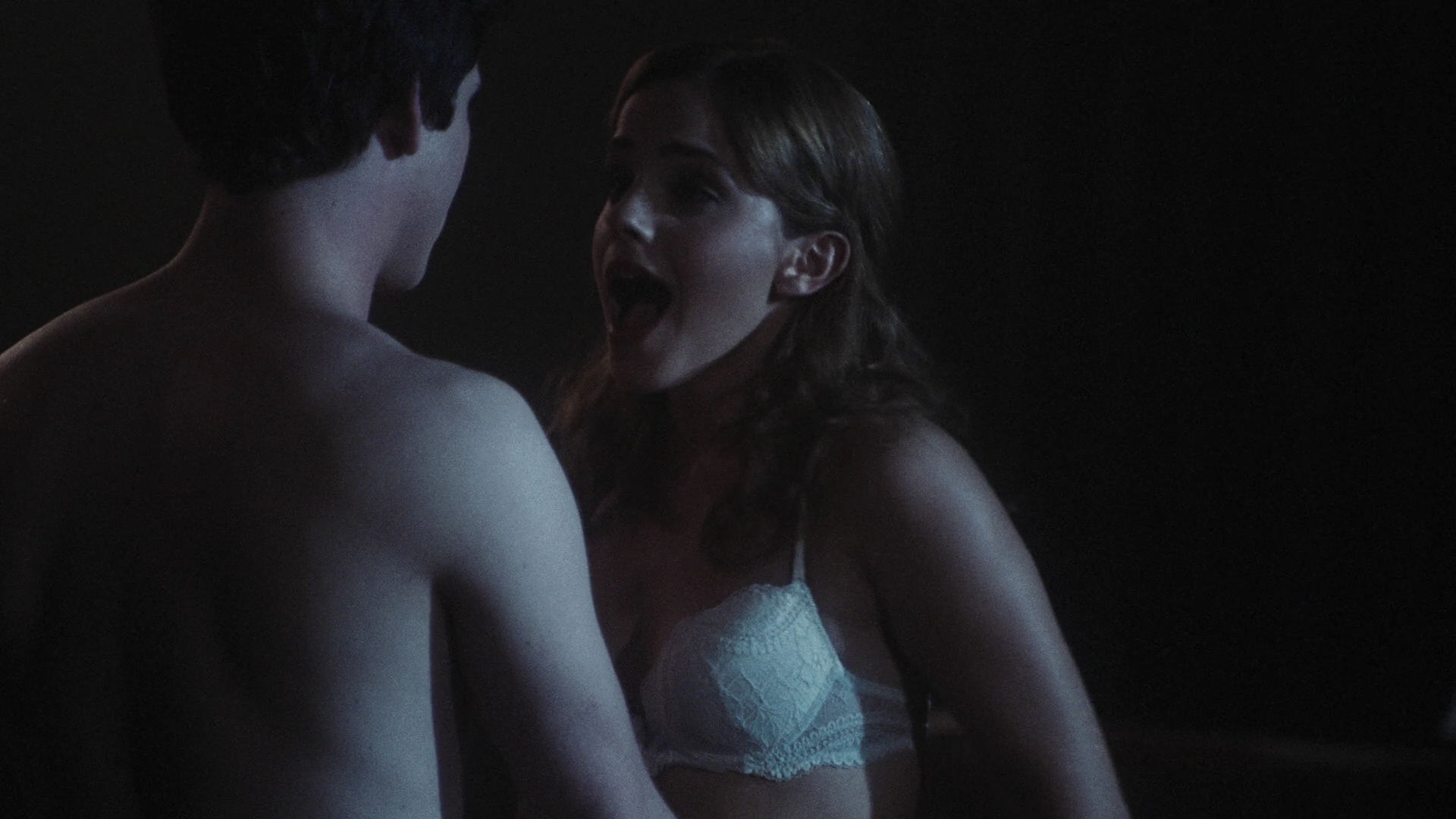 EmmaWatonFan-dot-nl_ThePerksOfBeingAWallflower3275.jpg