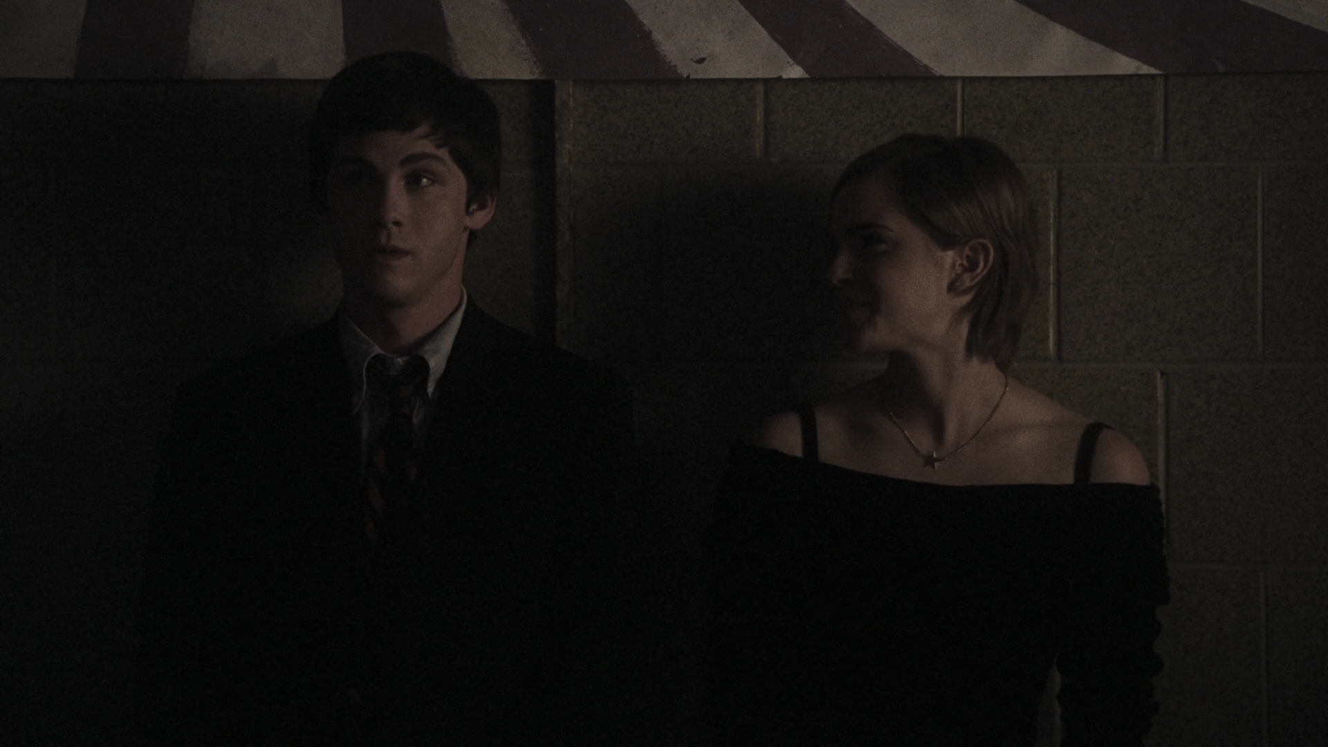 EmmaWatonFan-dot-nl_ThePerksOfBeingAWallflower3436.jpg