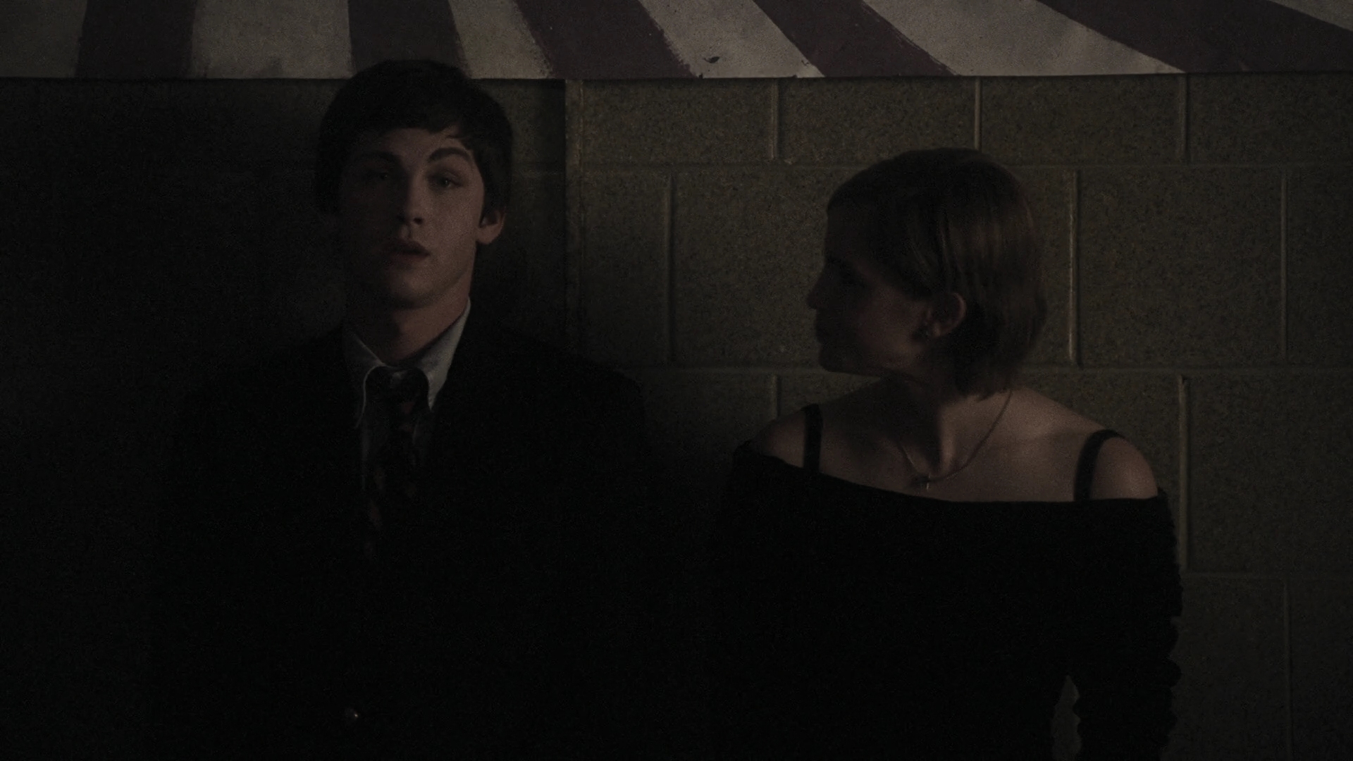 EmmaWatonFan-dot-nl_ThePerksOfBeingAWallflower3437.jpg