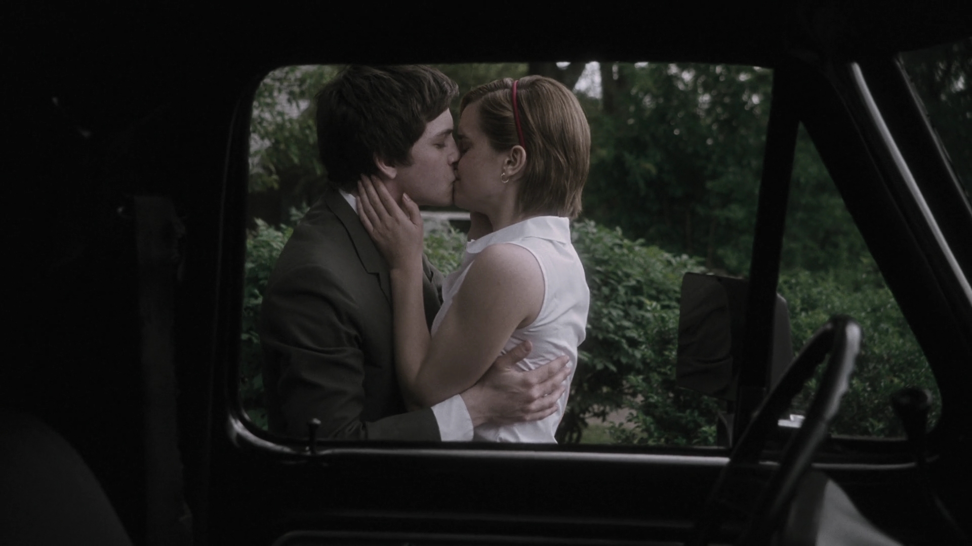 EmmaWatonFan-dot-nl_ThePerksOfBeingAWallflower5098.jpg