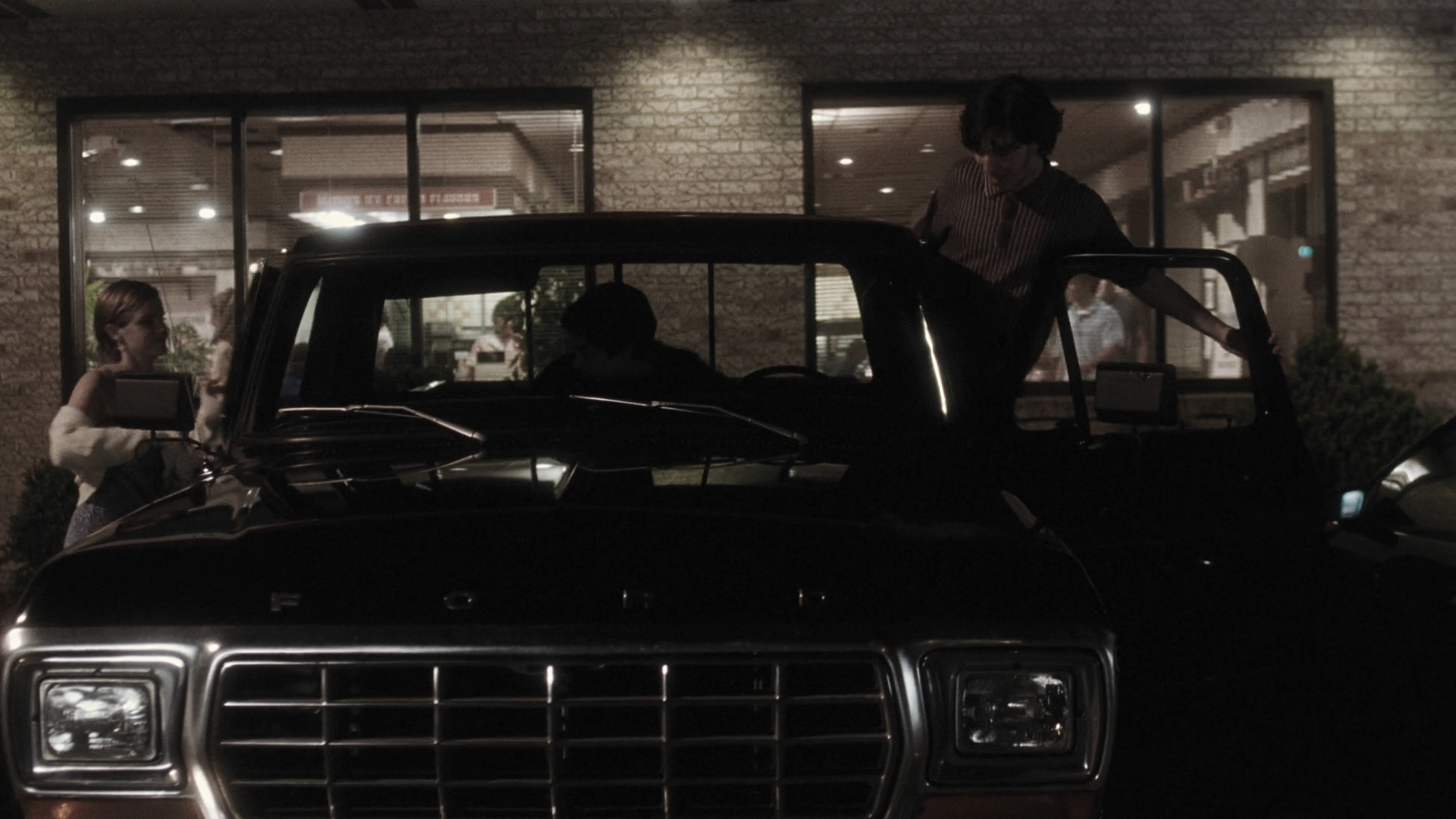 EmmaWatonFan-dot-nl_ThePerksOfBeingAWallflower5622.jpg