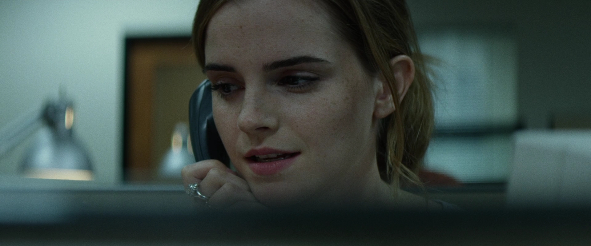 EmmaWatsonFan-dot-nl_TheCircle0116.jpg