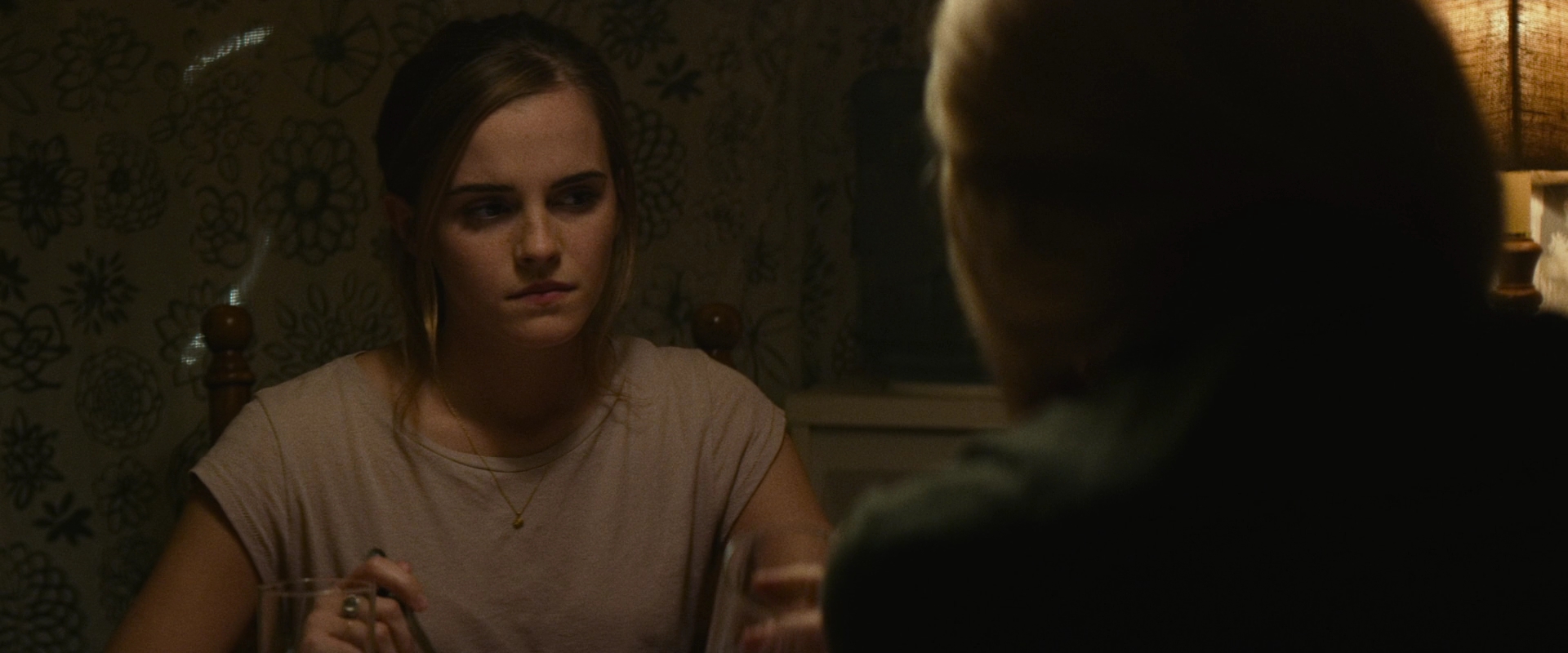 EmmaWatsonFan-dot-nl_TheCircle0264.jpg