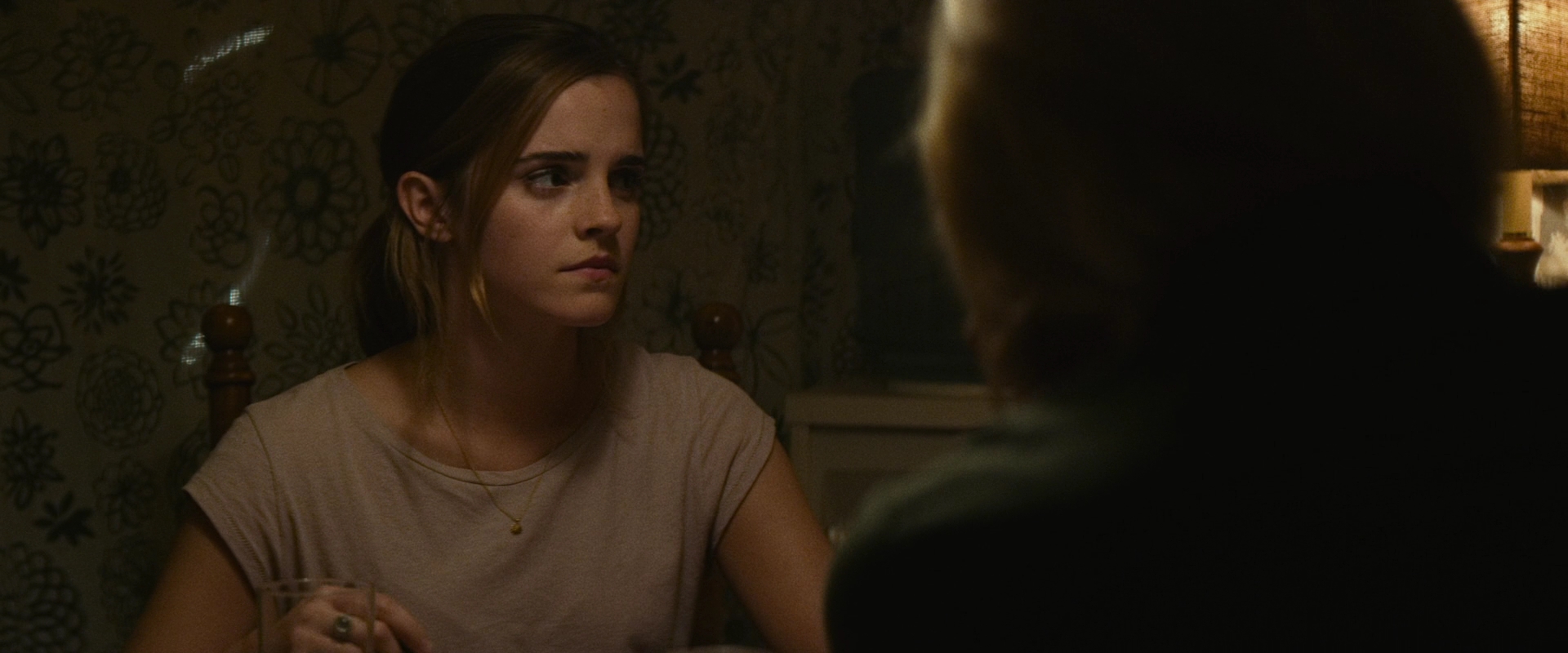 EmmaWatsonFan-dot-nl_TheCircle0266.jpg