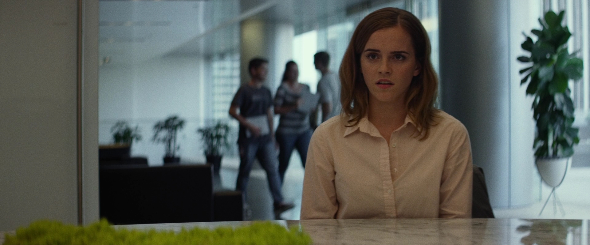 EmmaWatsonFan-dot-nl_TheCircle0372.jpg