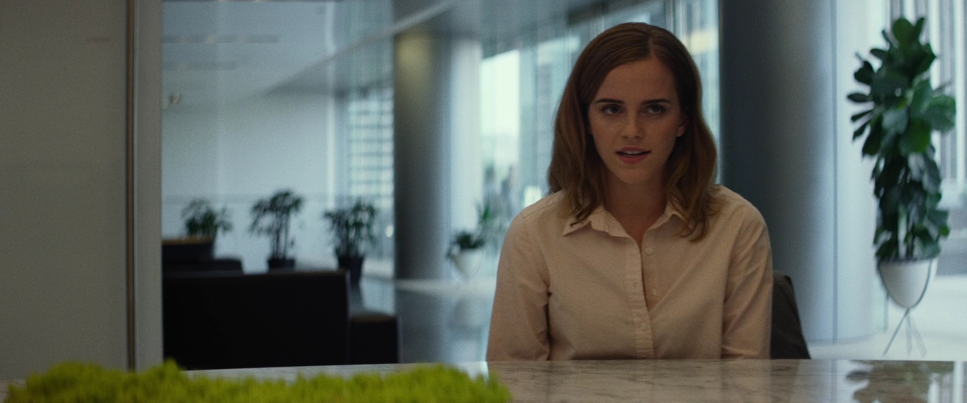 EmmaWatsonFan-dot-nl_TheCircle0377.jpg