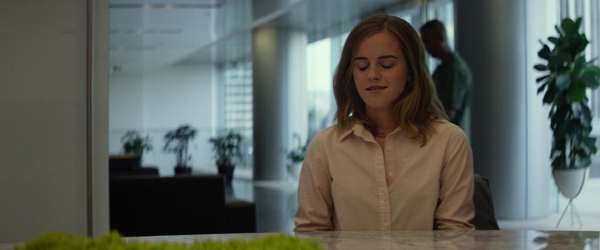 EmmaWatsonFan-dot-nl_TheCircle0388.jpg