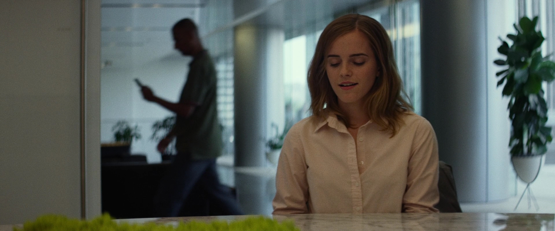 EmmaWatsonFan-dot-nl_TheCircle0389.jpg