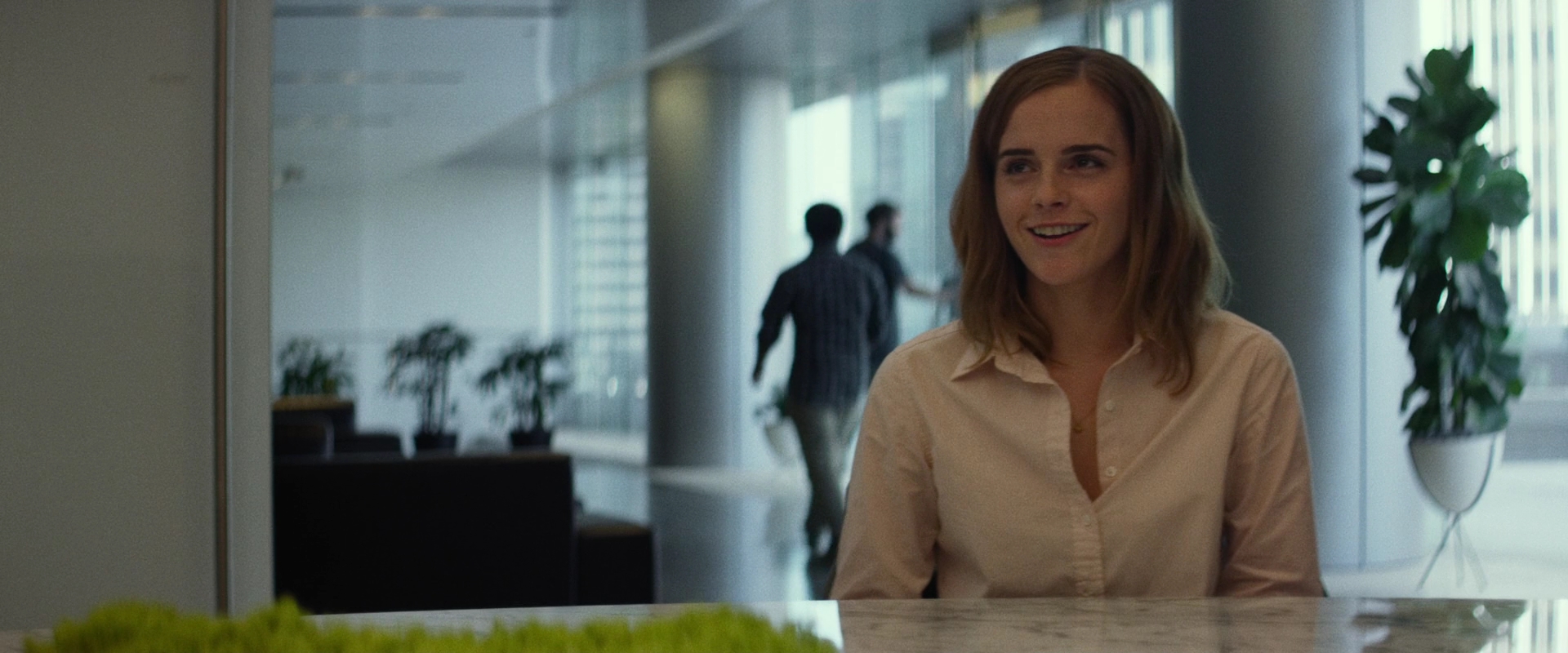 EmmaWatsonFan-dot-nl_TheCircle0411.jpg