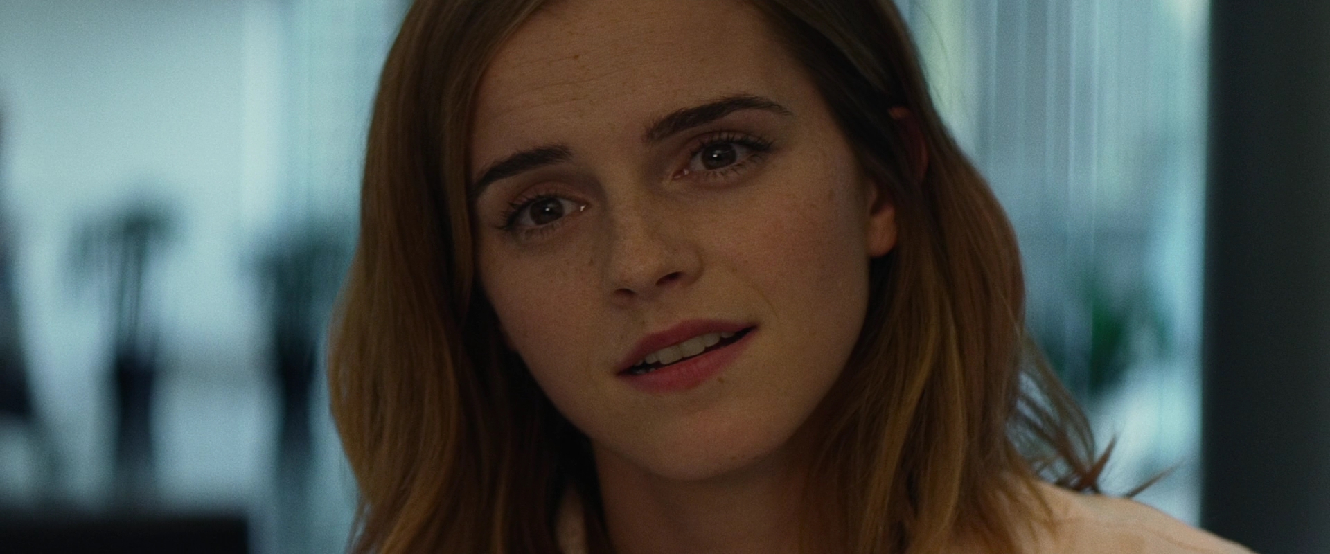 EmmaWatsonFan-dot-nl_TheCircle0461.jpg