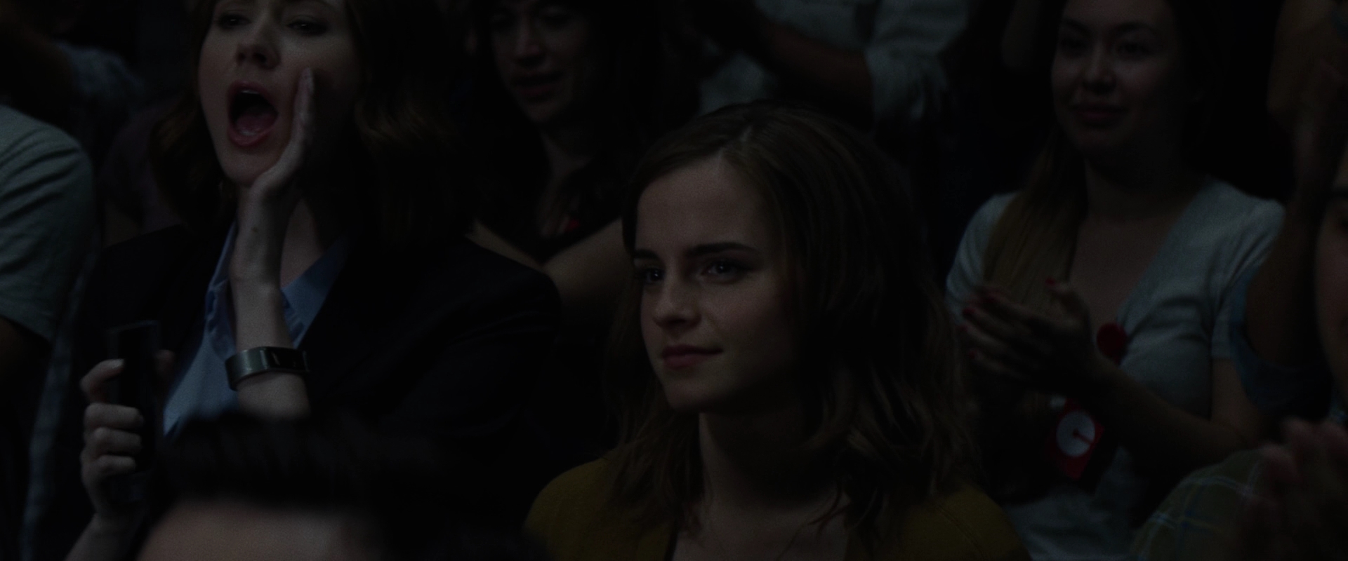 EmmaWatsonFan-dot-nl_TheCircle1040.jpg