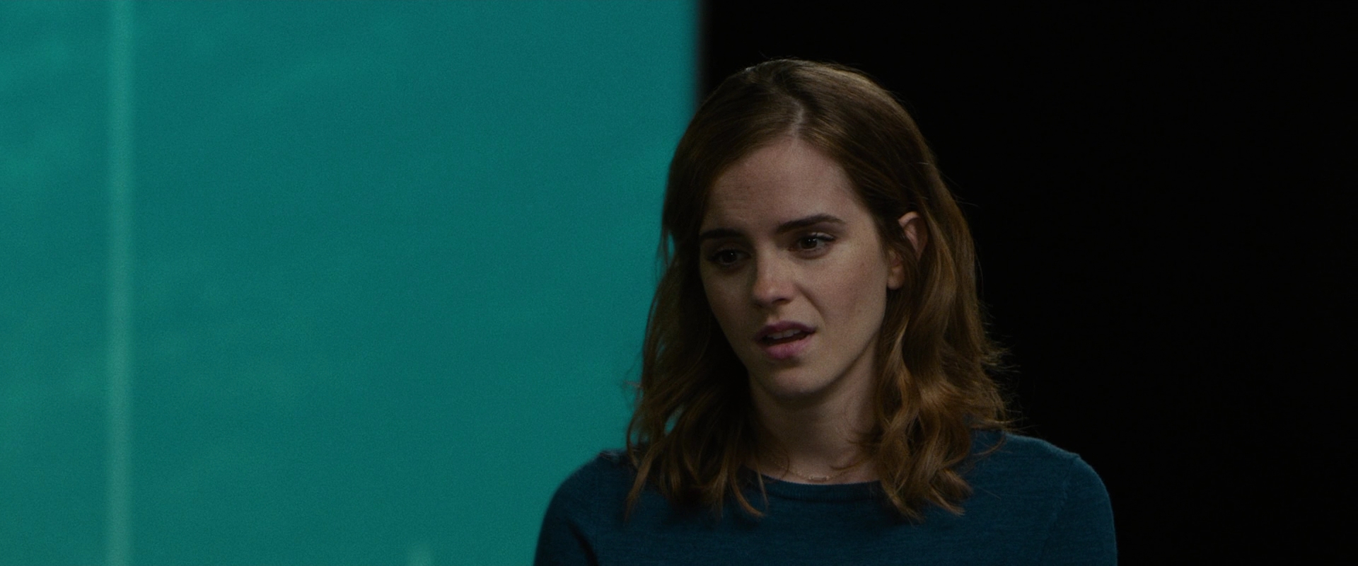 EmmaWatsonFan-dot-nl_TheCircle3181.jpg
