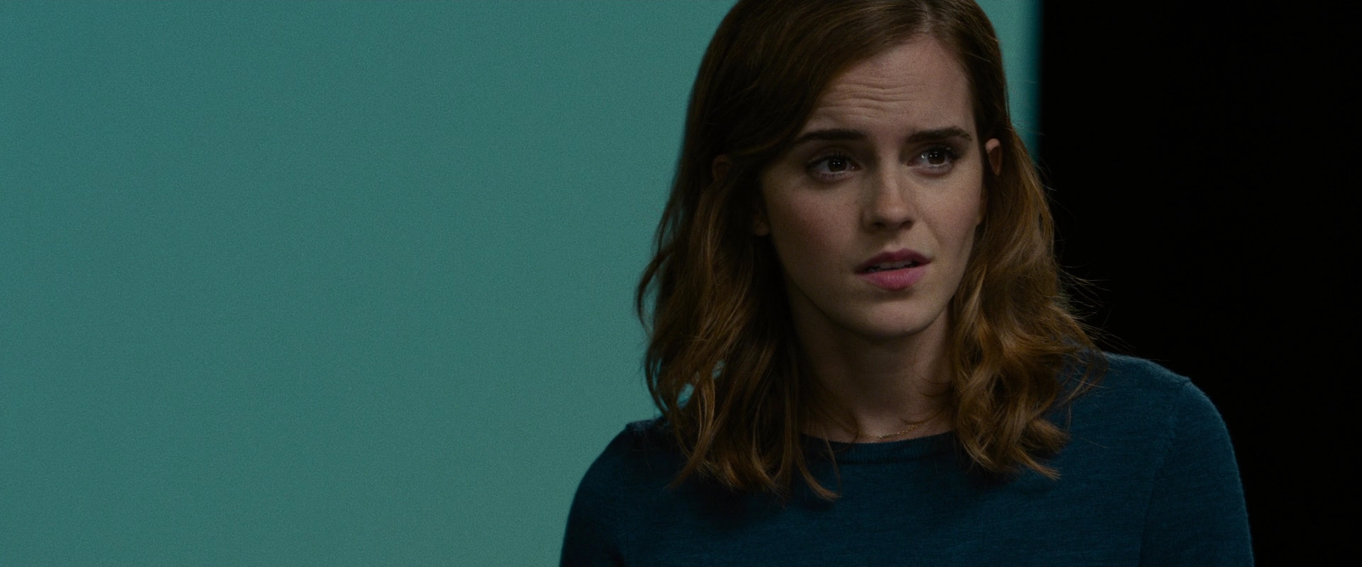 EmmaWatsonFan-dot-nl_TheCircle3223.jpg