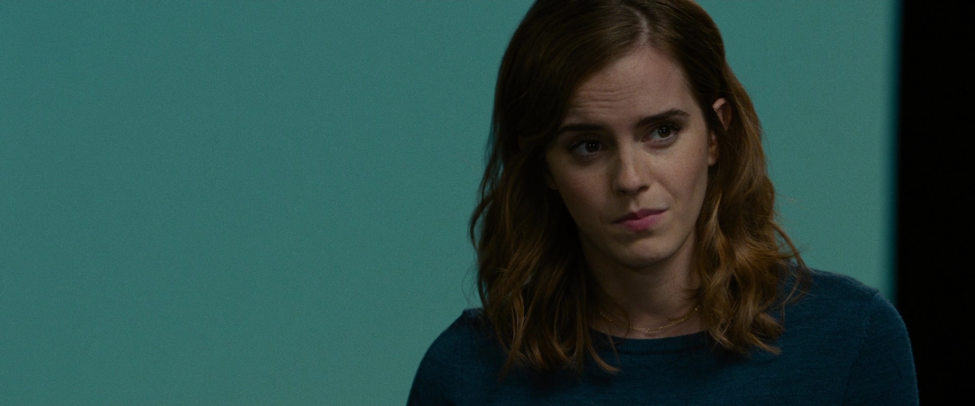 EmmaWatsonFan-dot-nl_TheCircle3226.jpg