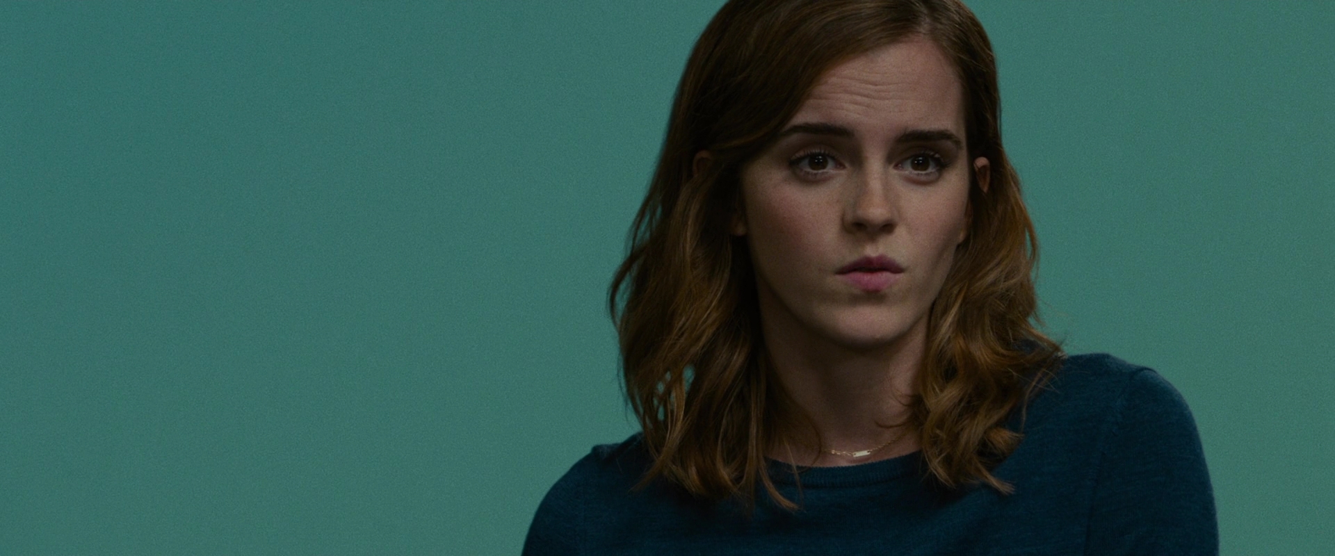 EmmaWatsonFan-dot-nl_TheCircle3233.jpg