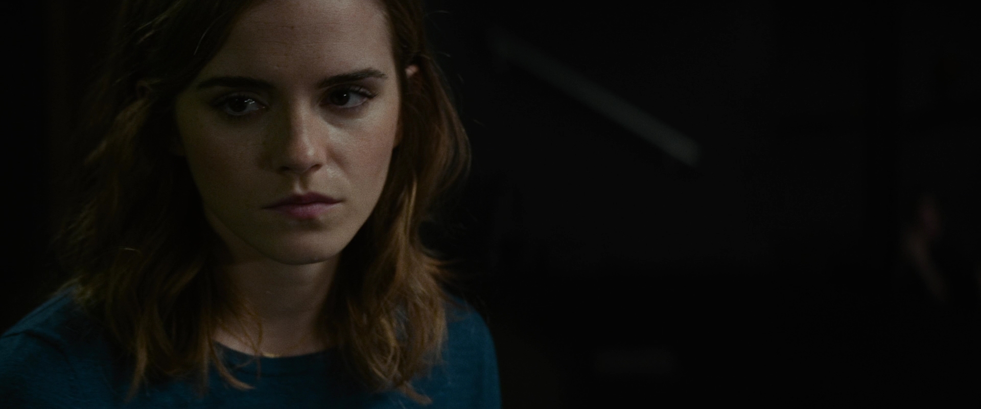 EmmaWatsonFan-dot-nl_TheCircle3379.jpg