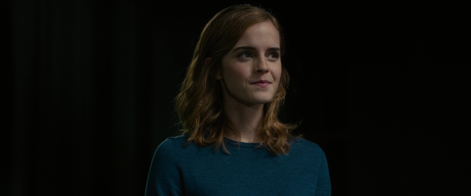 EmmaWatsonFan-dot-nl_TheCircle3453.jpg