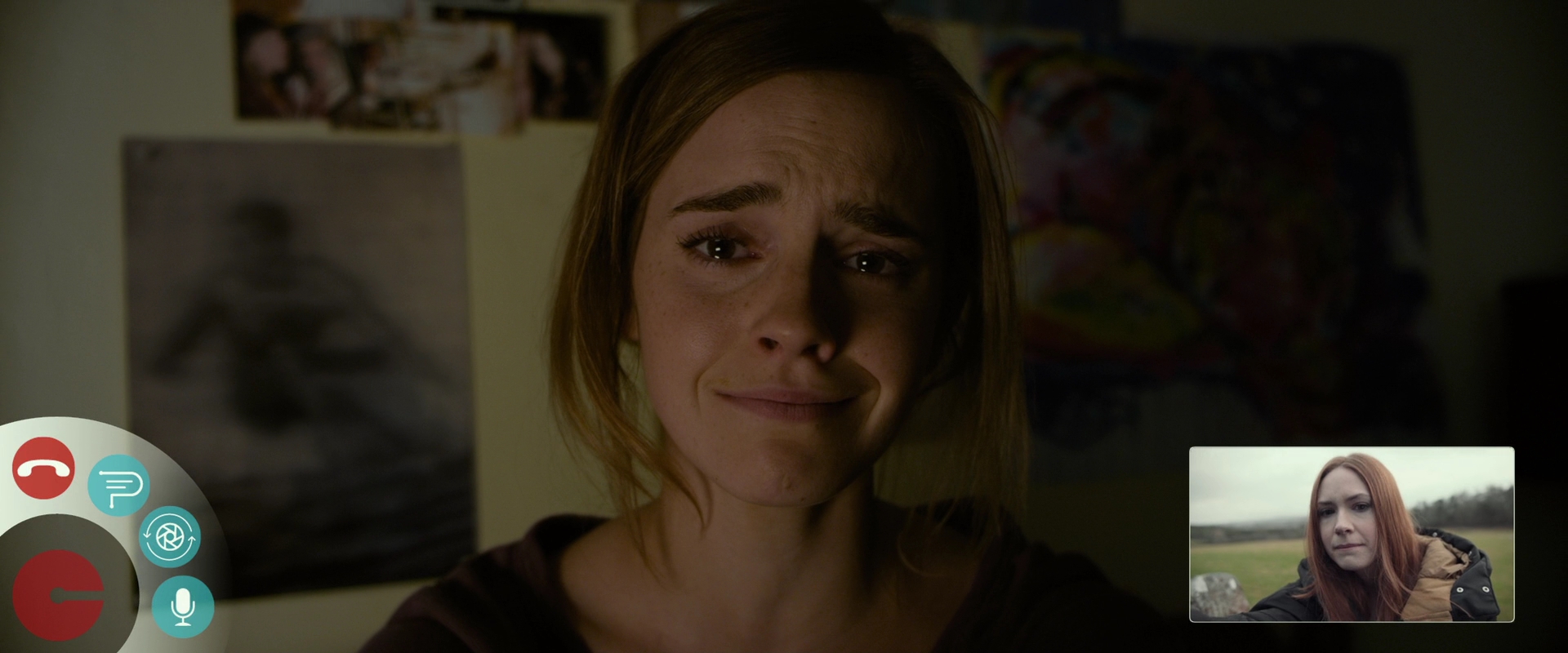 EmmaWatsonFan-dot-nl_TheCircle5120.jpg