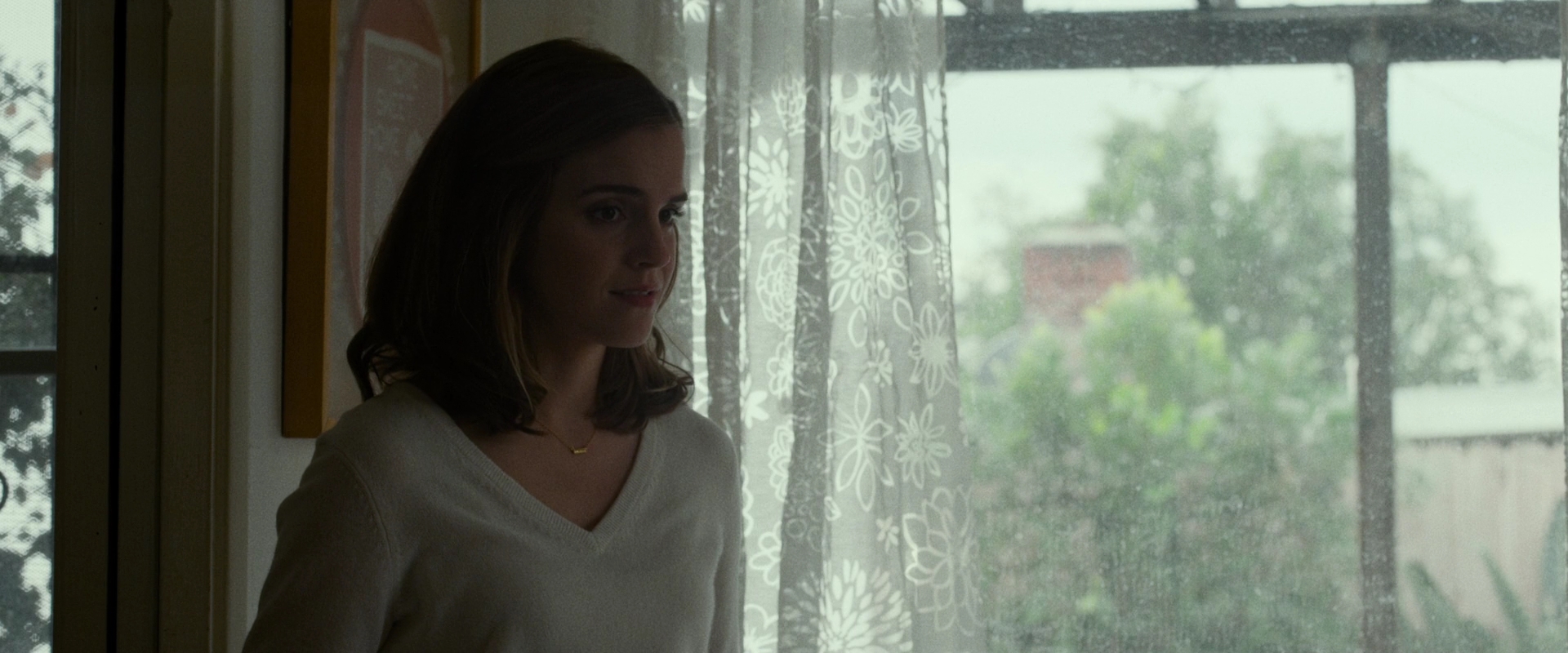 EmmaWatsonFan-dot-nl_TheCircle5275.jpg