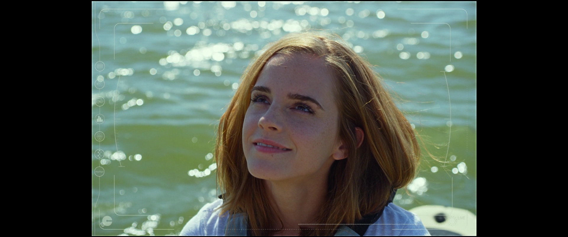EmmaWatsonFan-dot-nl_TheCircle5876.jpg