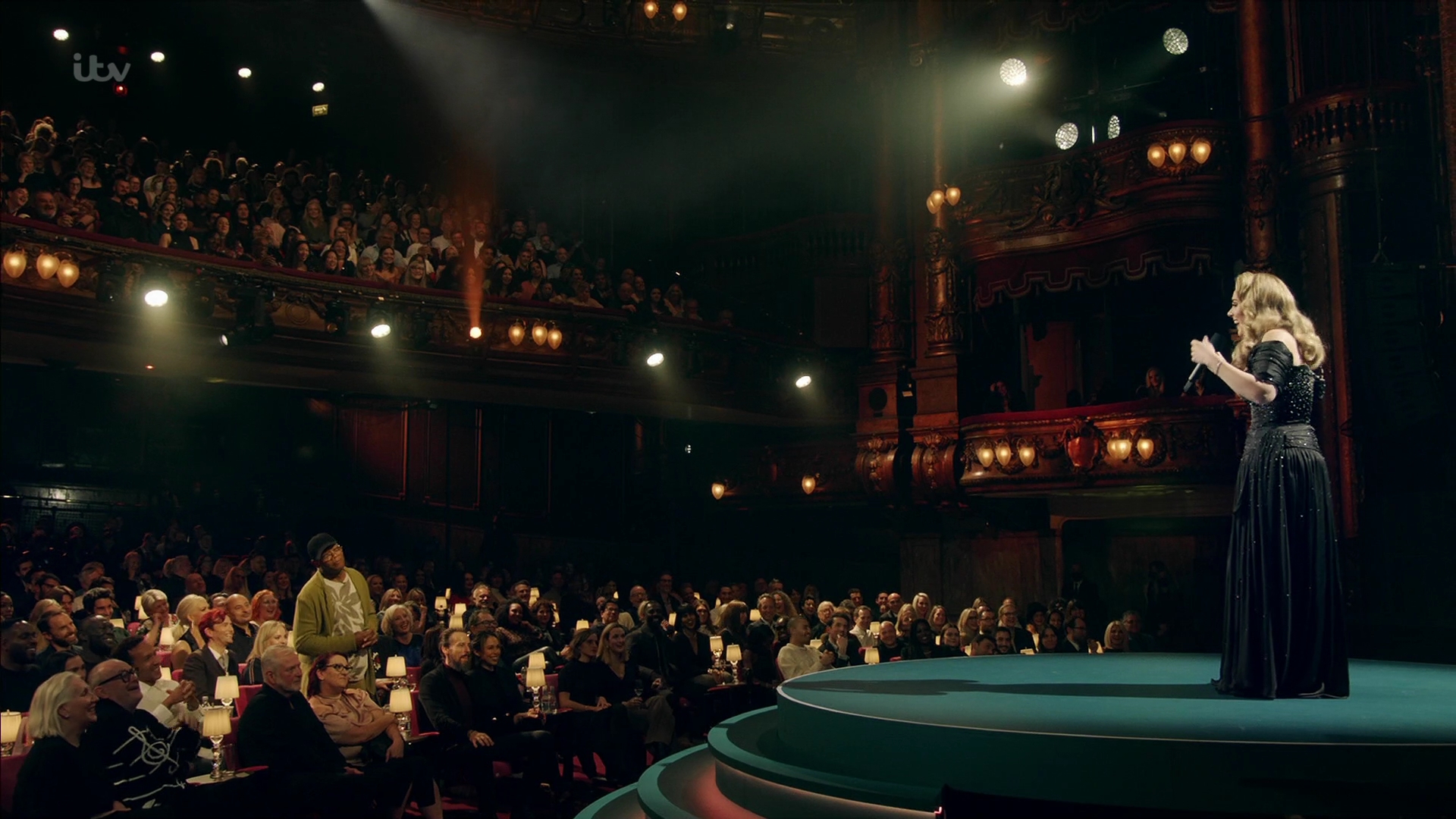 EmmaWatsonFan-dot-nl_AnAudiencewithAdele0860.jpg EmmaWatsonFan-dot-nl_AnAudiencewithAdele0860.jpg