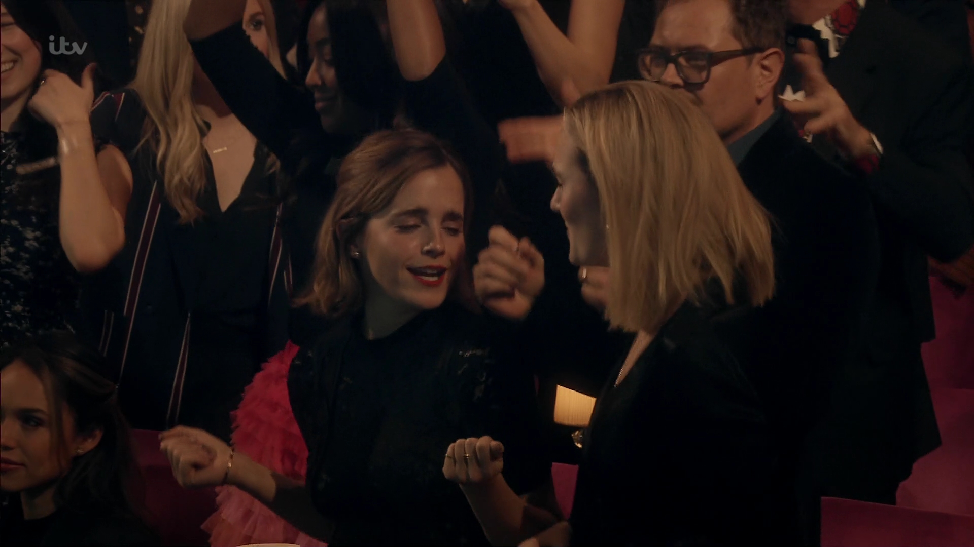 EmmaWatsonFan-dot-nl_AnAudiencewithAdele0979.jpg EmmaWatsonFan-dot-nl_AnAudiencewithAdele0979.jpg