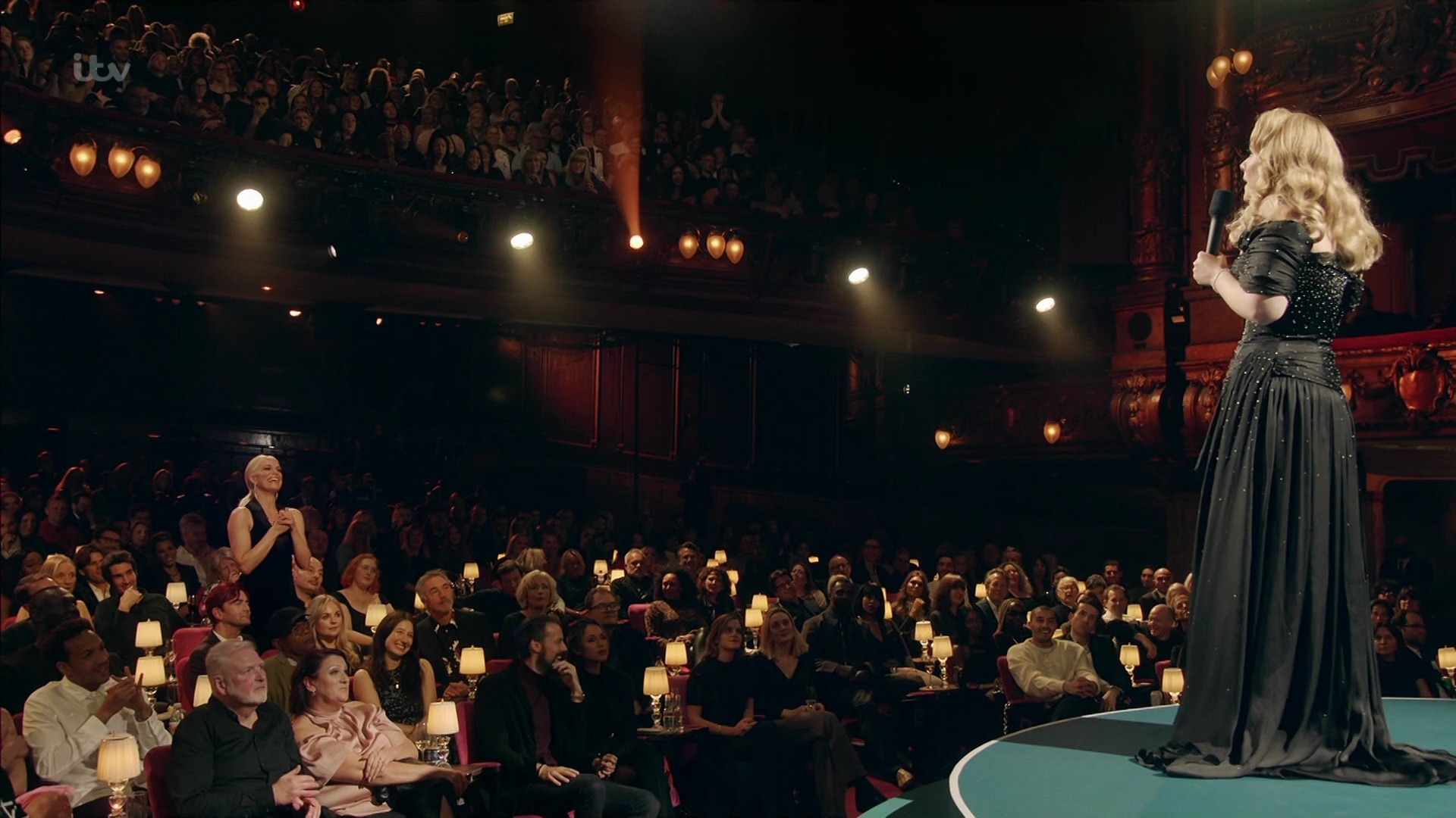 EmmaWatsonFan-dot-nl_AnAudiencewithAdele1534.jpg EmmaWatsonFan-dot-nl_AnAudiencewithAdele1534.jpg